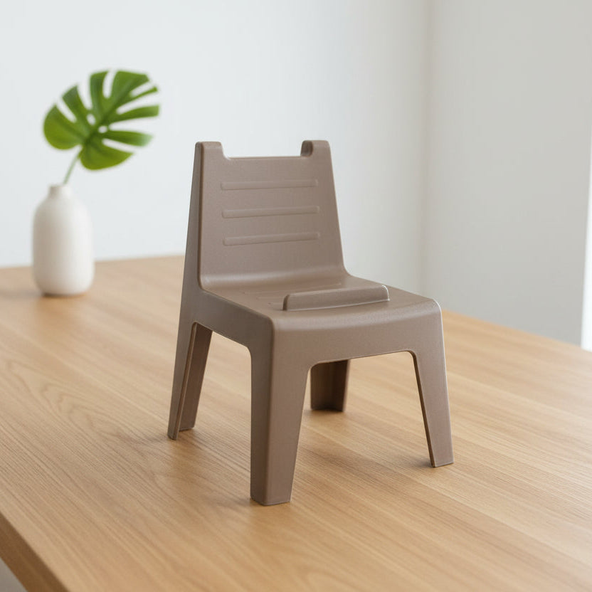 Eco-Friendly Plant Fiber Chair-Shaped Phone Stand – Compostable Mobile Holder